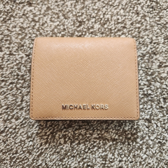 Michael Kors Handbags - Michael Kors Jet Set Saffiano Travel Flap Card Case/Wallet